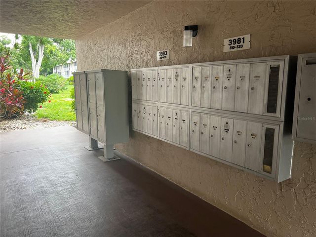 3981 MACEACHEN BOULEVARD 330, Sarasota, FL 34233