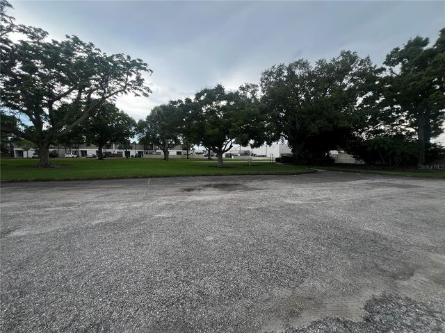 3981 MACEACHEN BOULEVARD 330, Sarasota, FL 34233