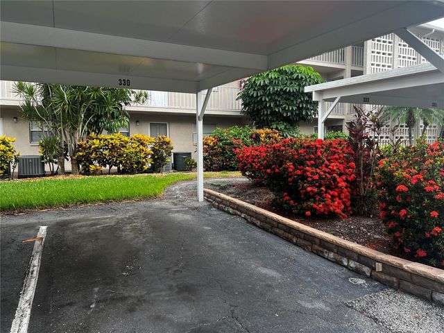 3981 MACEACHEN BOULEVARD 330, Sarasota, FL 34233