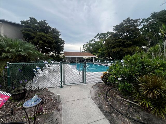 3981 MACEACHEN BOULEVARD 330, Sarasota, FL 34233