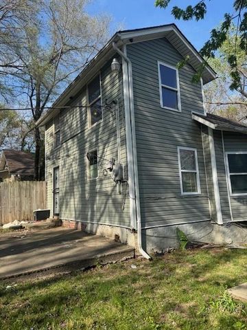 6724 Agnes Avenue, Kansas City, MO 64132