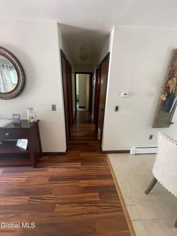 4 Mill Street, Lake Luzerne, NY 12846