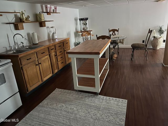 4 Mill Street, Lake Luzerne, NY 12846