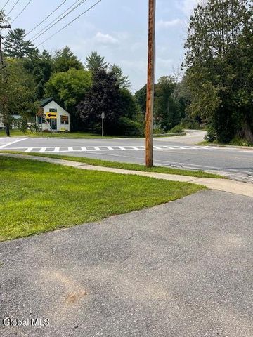 4 Mill Street, Lake Luzerne, NY 12846