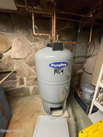 4 Mill Street, Lake Luzerne, NY 12846