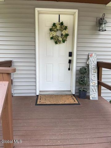 4 Mill Street, Lake Luzerne, NY 12846