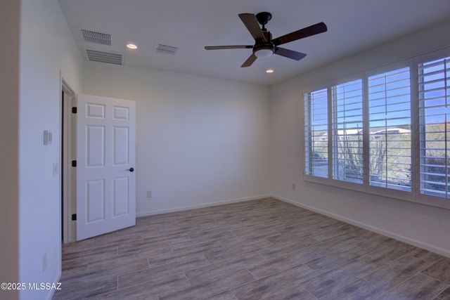 39466 S Summerwood Drive, Tucson, AZ 85739