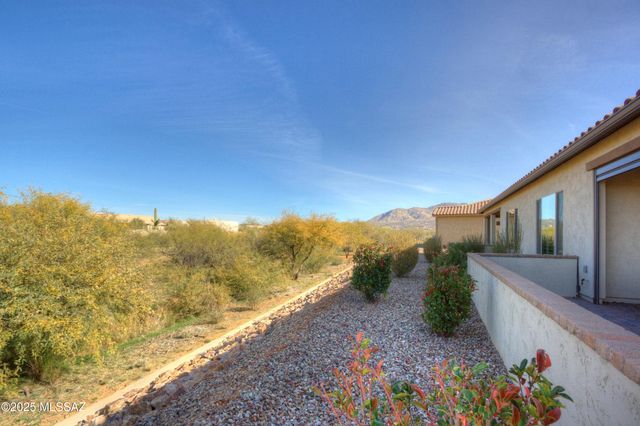 39466 S Summerwood Drive, Tucson, AZ 85739
