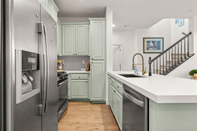 262 Phoenix Cir, Lincoln, CA 95648