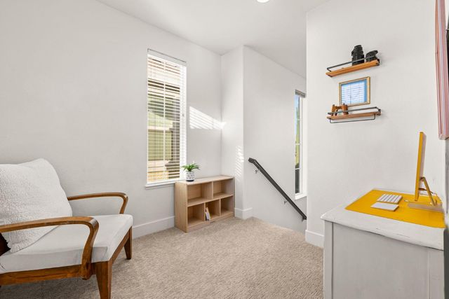 262 Phoenix Cir, Lincoln, CA 95648