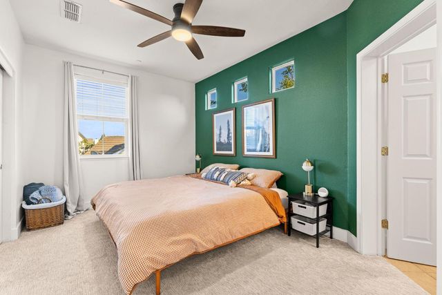 262 Phoenix Cir, Lincoln, CA 95648