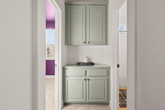 262 Phoenix Cir, Lincoln, CA 95648