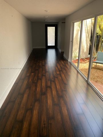7805 SW 102nd Place 7805, Miami, FL 33173