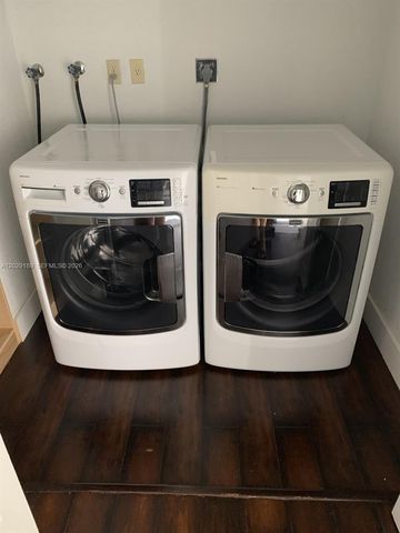 7805 SW 102nd Place 7805, Miami, FL 33173