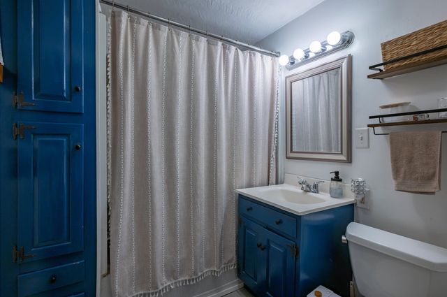 625 Dix Street, Manchester, NH 03103