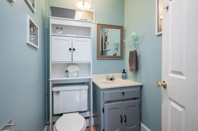 625 Dix Street, Manchester, NH 03103