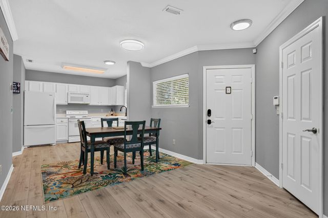 1800 THE GREENS Way 1006, Jacksonville Beach, FL 32250
