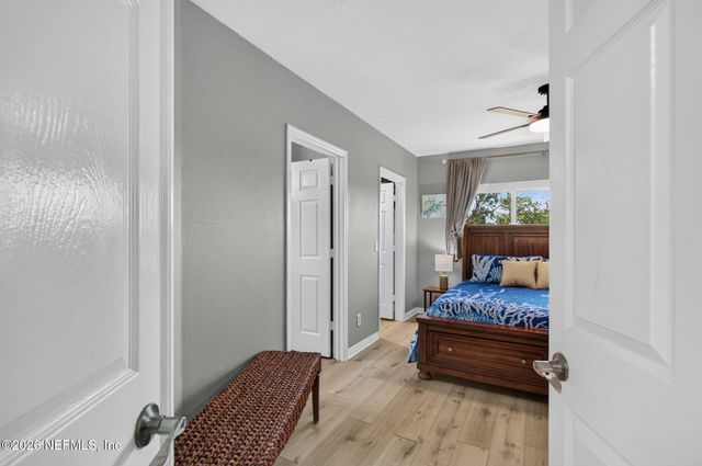 1800 THE GREENS Way 1006, Jacksonville Beach, FL 32250