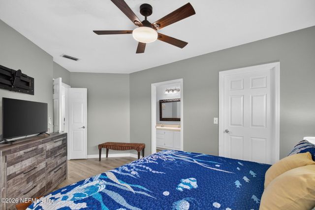 1800 THE GREENS Way 1006, Jacksonville Beach, FL 32250