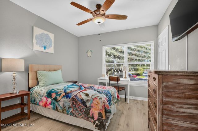 1800 THE GREENS Way 1006, Jacksonville Beach, FL 32250