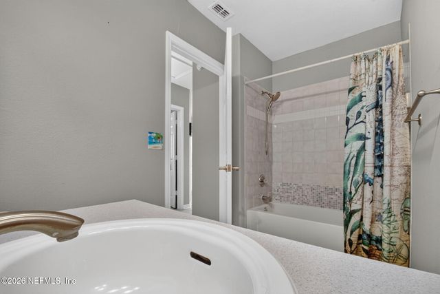 1800 THE GREENS Way 1006, Jacksonville Beach, FL 32250