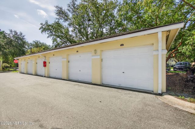 1800 THE GREENS Way 1006, Jacksonville Beach, FL 32250