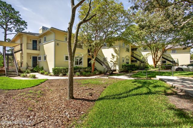 1800 THE GREENS Way 1006, Jacksonville Beach, FL 32250