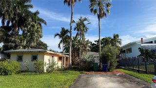 1212 NE 91st St, Miami, FL 33138