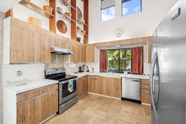 5104 Pineview Circle, Delray Beach, FL 33445