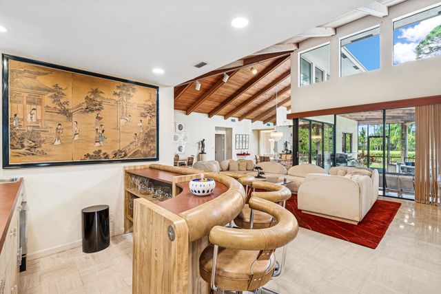 5104 Pineview Circle, Delray Beach, FL 33445