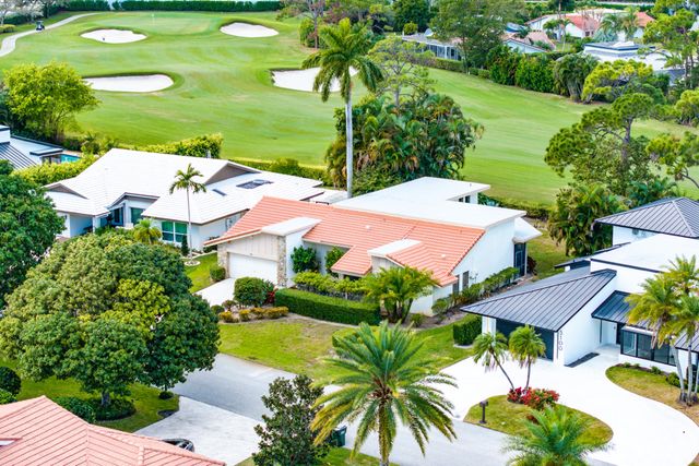 5104 Pineview Circle, Delray Beach, FL 33445