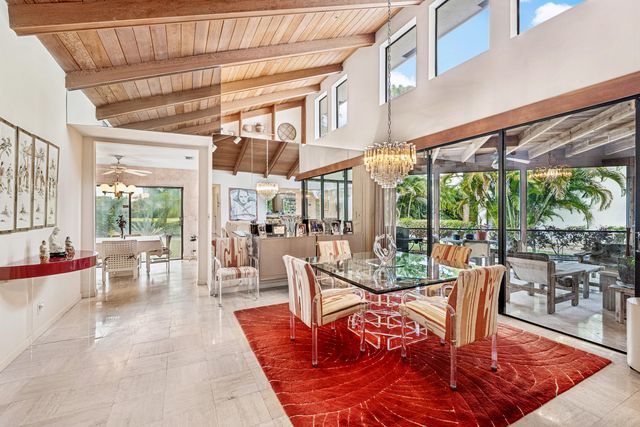 5104 Pineview Circle, Delray Beach, FL 33445