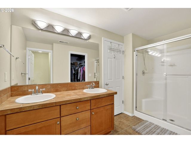 1844 Se Water Lily St, Hillsboro, OR 97123