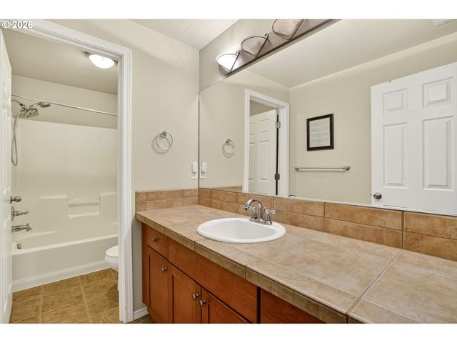 1844 Se Water Lily St, Hillsboro, OR 97123