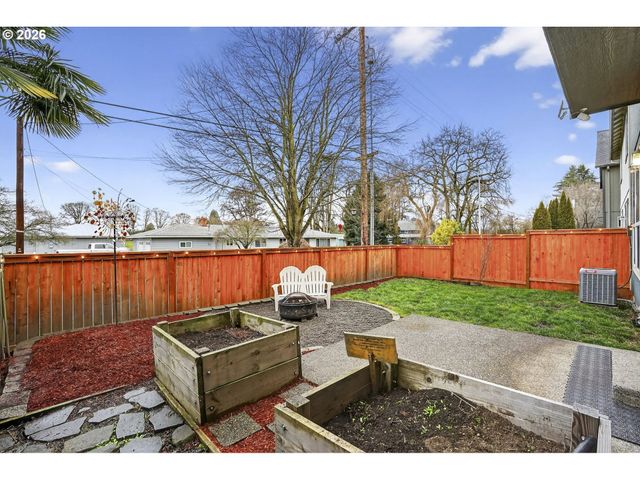 1844 Se Water Lily St, Hillsboro, OR 97123