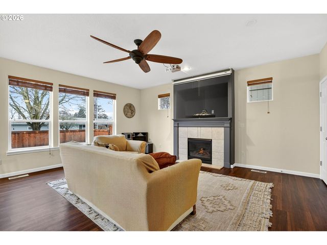 1844 Se Water Lily St, Hillsboro, OR 97123