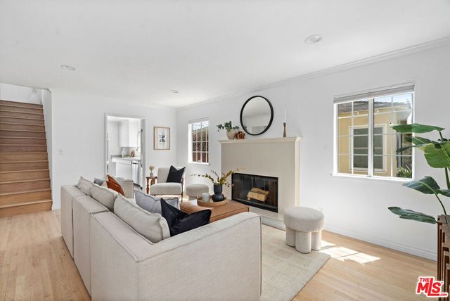 4226 Lyceum Avenue, Los Angeles, CA 90066