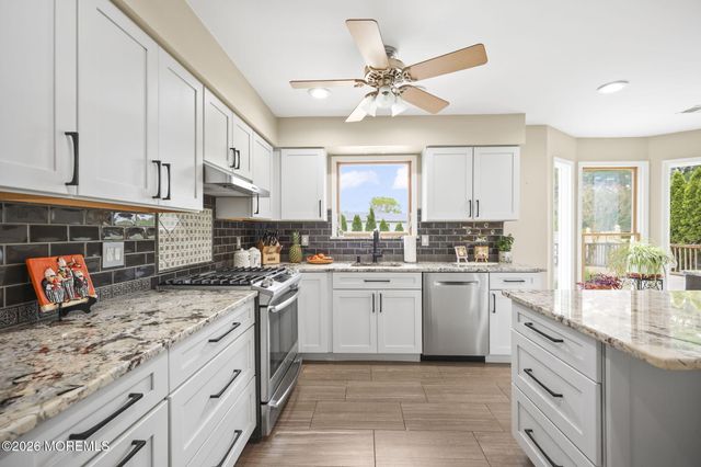 10 Marc Drive, Howell, NJ 07731