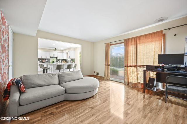 10 Marc Drive, Howell, NJ 07731