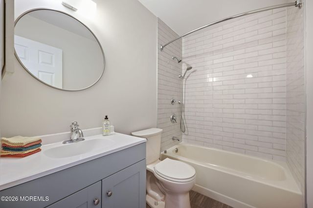 10 Marc Drive, Howell, NJ 07731