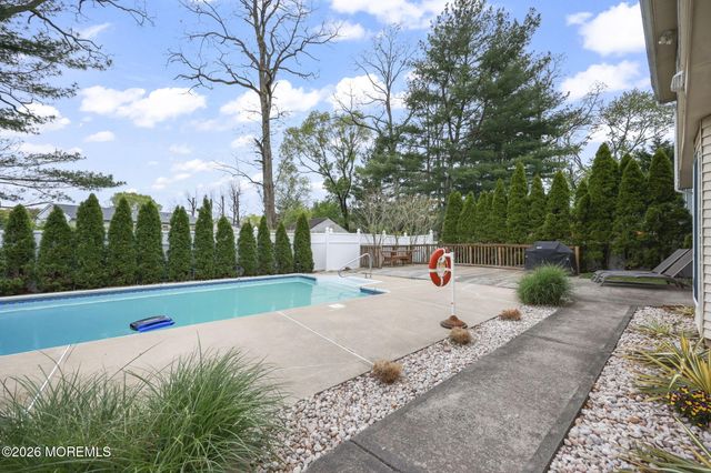 10 Marc Drive, Howell, NJ 07731