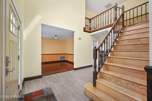 10 Marc Drive, Howell, NJ 07731