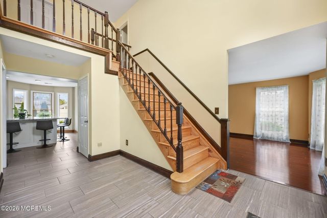 10 Marc Drive, Howell, NJ 07731
