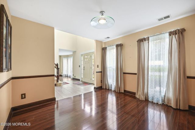 10 Marc Drive, Howell, NJ 07731