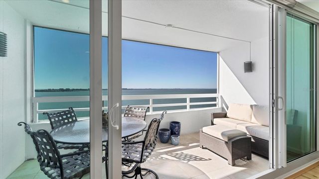 988 BLVD OF THE ARTS 1816, Sarasota, FL 34236