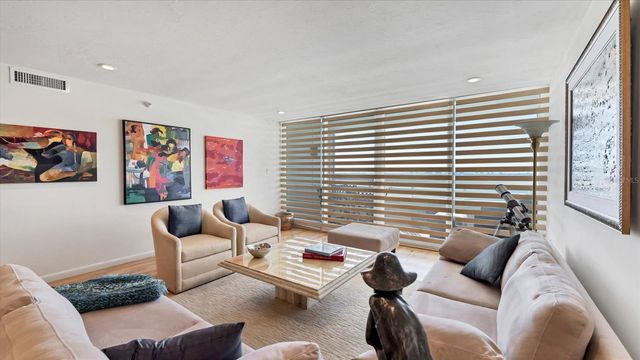 988 BLVD OF THE ARTS 1816, Sarasota, FL 34236