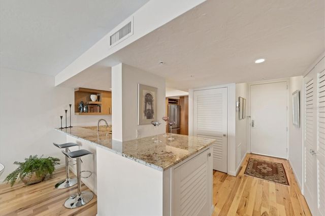 988 BLVD OF THE ARTS 1816, Sarasota, FL 34236