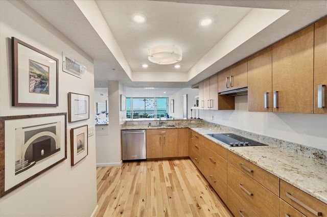 988 BLVD OF THE ARTS 1816, Sarasota, FL 34236