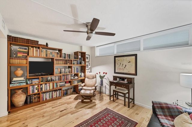 988 BLVD OF THE ARTS 1816, Sarasota, FL 34236