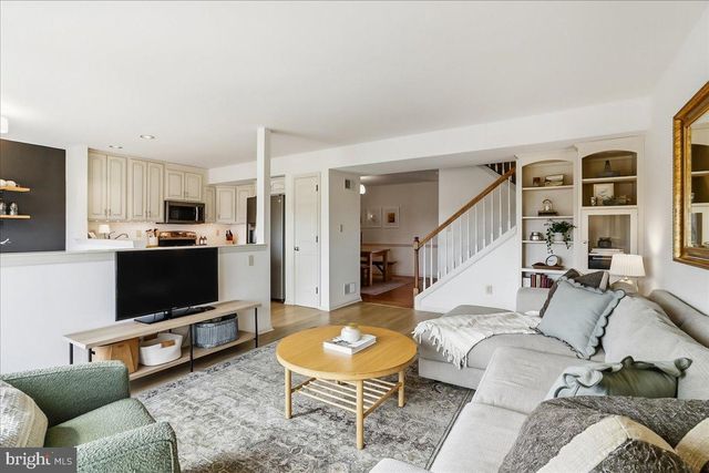 74 SUNDANCE DR, Elverson, PA 19520